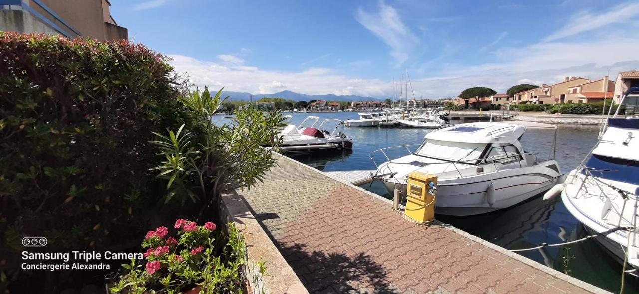 Villa Aux Capellans Sur La Marina Pour 4 Personnes - Vue Marina - Parking - Plage A 5 Min A Pied Saint-Cyprien  Exterior foto